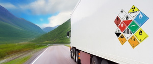 Kaip išsirinkti tinkamą pavojingų krovinių gabenimo logistikos įmonę?
