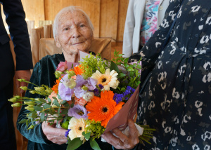 Daivos Zimblienės nuotr. Juzė Talalienė pasveikinta su 100-o metų jubiliejumi.