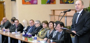 Gedimino Nemunaičio nuotr. R. Janicko ataskaitiniame susitikime su gyventojais dalyvavo ir rajono tarybos nariai.