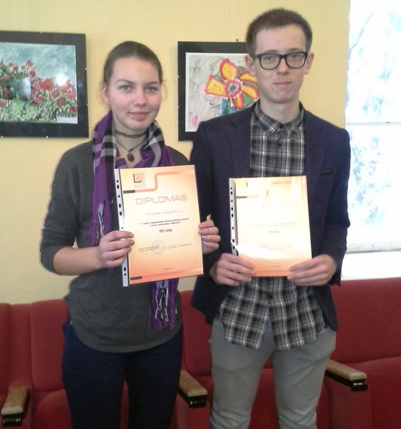 K. Maželytė ir I. Rozmanas iš gamtininkų konkurso grįžo su diplomais.