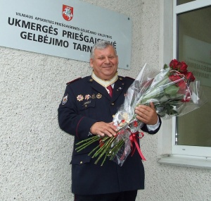 R. Lukošius atsisveikino su Ukmergės priešgaisrine gelbėjimo tarnyba. Autorės nuotr.