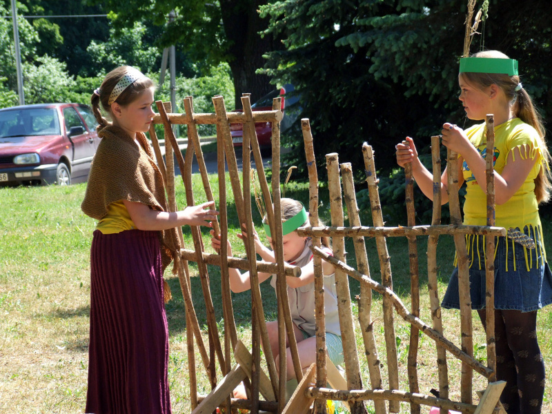 Įspūdžių vaikai semiasi įvairiose vasaros stovyklose. Gedimino Nemunaičio nuotr.