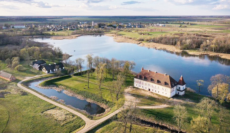 Siesikų pilis – vienas ankstyviausių ir mistiškiausių Renesanso statinių Lietuvoje.  Dainiaus Vyto nuotr.