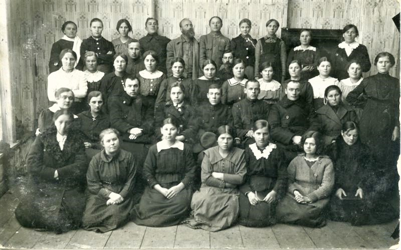 Nuotraukos  1.	Mokytojų ruošimo kursai Ukmergėje, 1920 m., UkKM F 2286