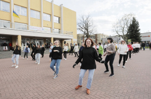 Ukmergėje smagiai paminėta Tarptautinė šokio diena.  Dainiaus Vyto nuotr.