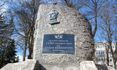 Vilniuje – reikalavimai palikti J. Krikštaponio paminklą Ukmergėje