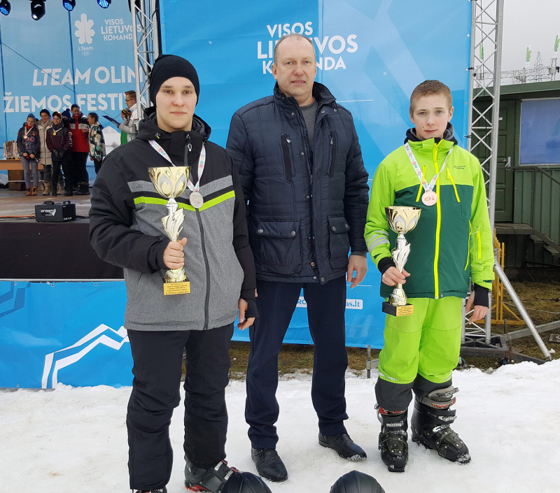 Žiemos sporto šventėje sėkmingai dalyvavo Taujėnų gimnazijos mokiniai