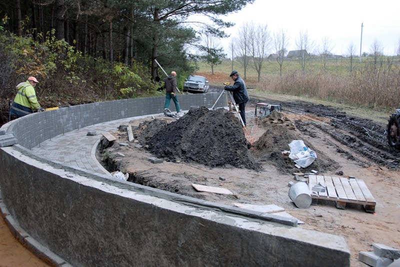 Didžiosios kovos apygardos partizanų parke ruošiama vieta memorialui. Gedimino Nemunaičio nuotr.