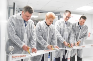 Prezidentė atidaro naują „Thermo Fisher Scientific“ laboratoriją. LR Prezidento kanceliarijos nuotraukos/ R. Dačkus