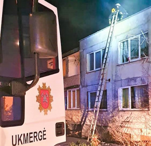  Pernai Ukmergės rajone kilo 180 gaisrų.  Ukmergės PGT nuotr.