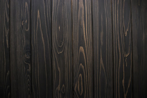 Deginta mediena - vertinantiems kokybę ir estetiką