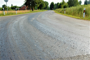 Nuo karščio „prakaituoja“ asfaltas