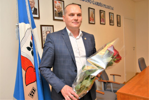 Ukmergės rajono savivaldybės administracijos direktoriaus vairą rajono taryba patikėjo Dariui Varnui. Gedimino Nemunaičio nuotr.