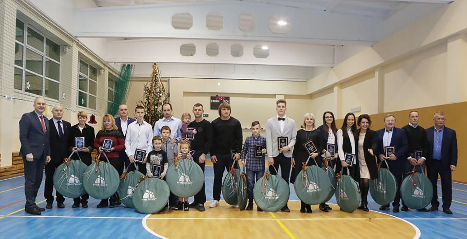 Apdovanoti geriausi Ukmergės sportininkai / Geriausi 2019-ųjų sporto klubų sportininkai.