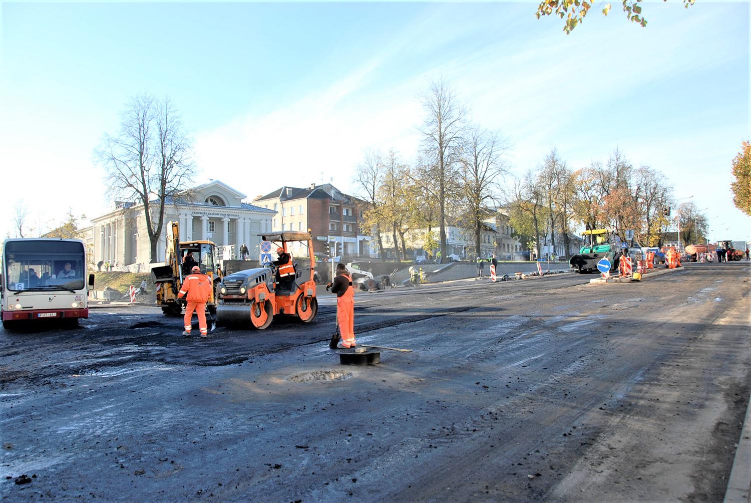 Ar darbams pasibaigus gyvensime patogiau? / Kelio remonto darbai buvo atlikti greičiau nei planuota.  Gedimino Nemunaičio nuotr.