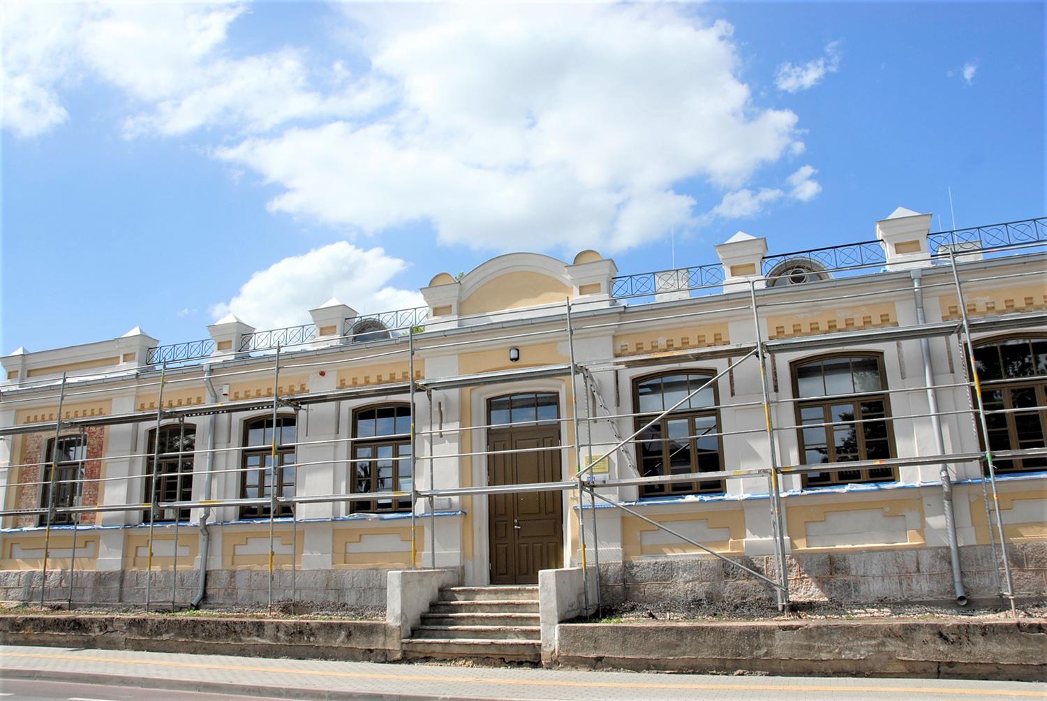 Atliekami darbai – garantiniai / Tolerancijos centras perdažomas.   Gedimino Nemunaičio nuotr.