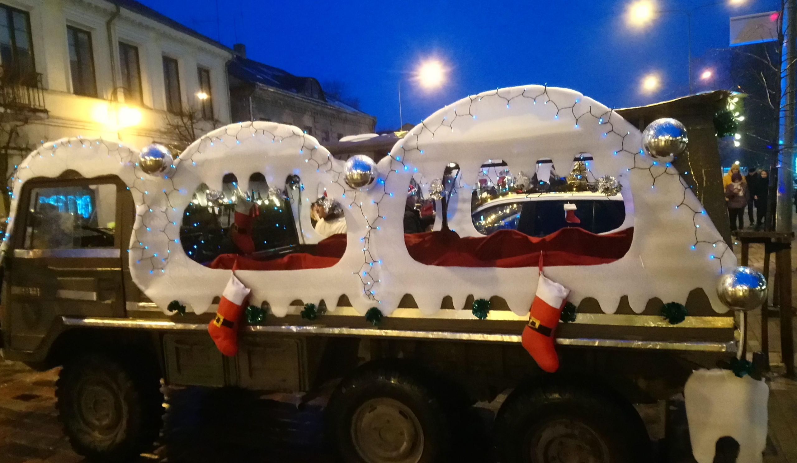 Atrinko geriausią miesto papuošimo Kalėdoms idėją /
