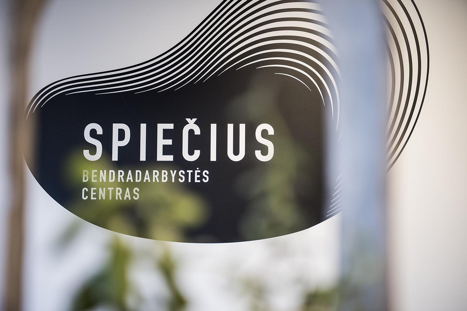 Atvėrė duris „Spiečiui“ / „Spiečiuje“ lankysis smulkieji Ukmergės verslininkai.