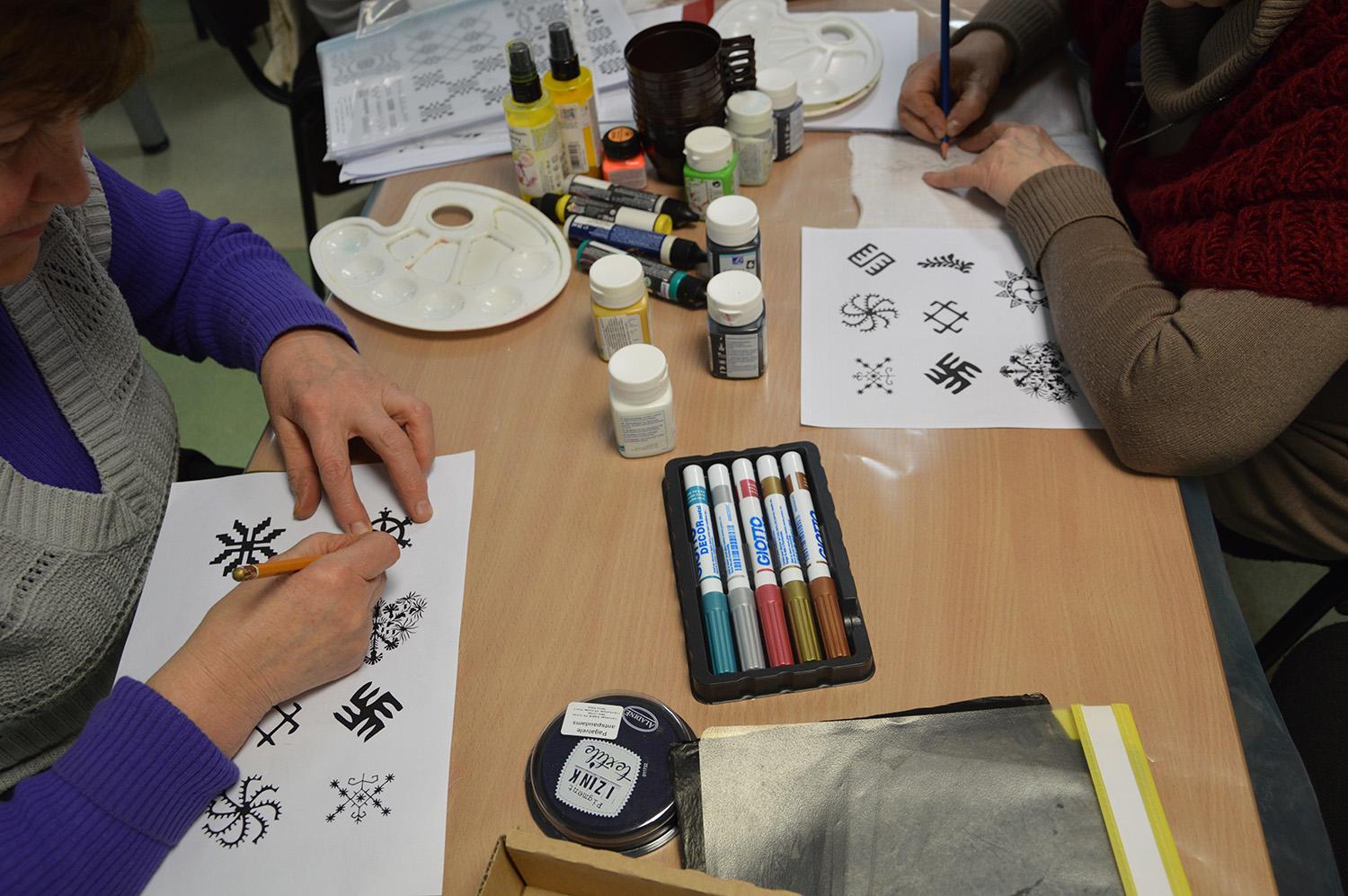 Biblioteka kviečia į menines edukacijas