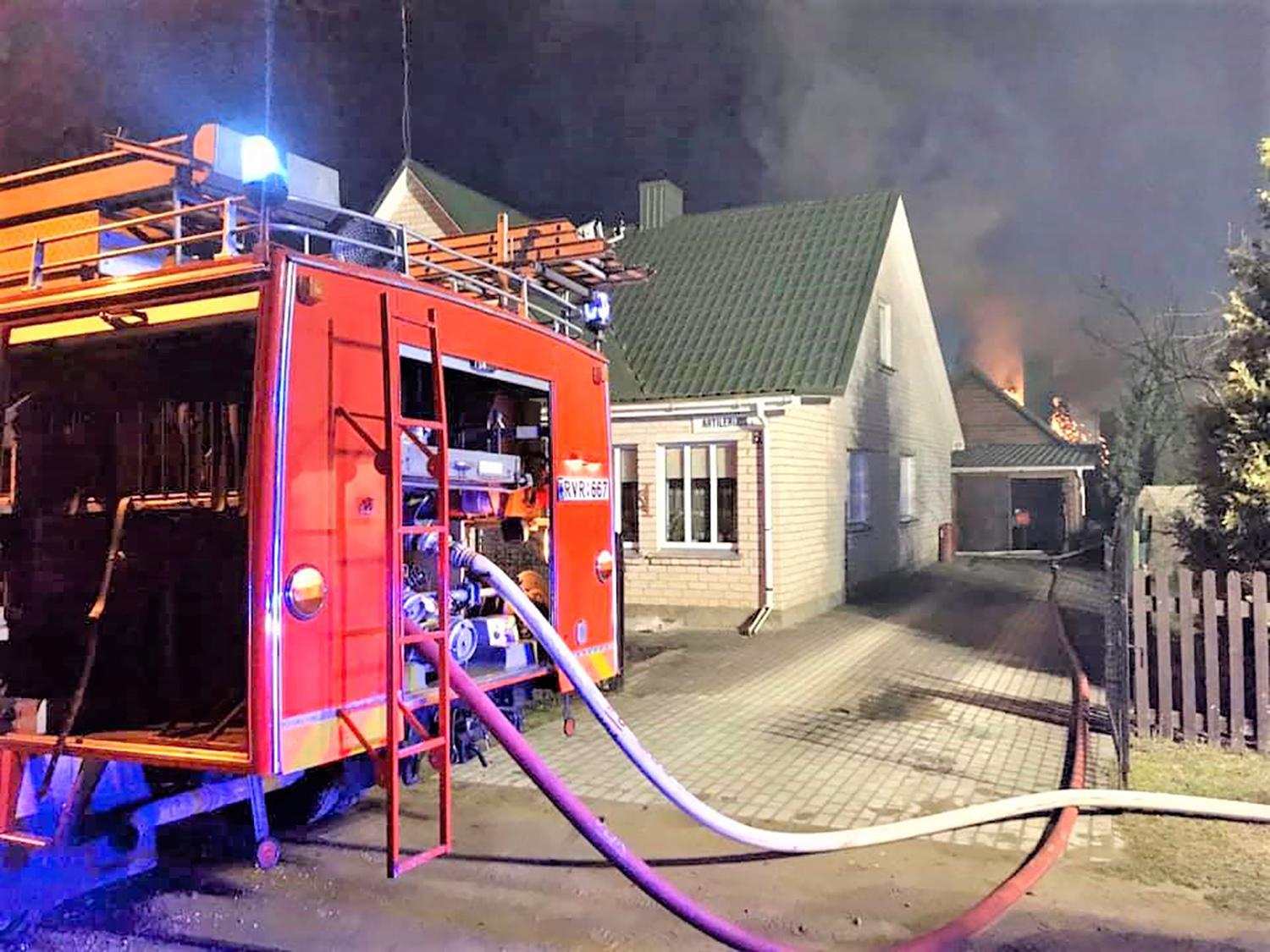 Degė ūkinis pastatas / Ukmergės PGT nuotr.