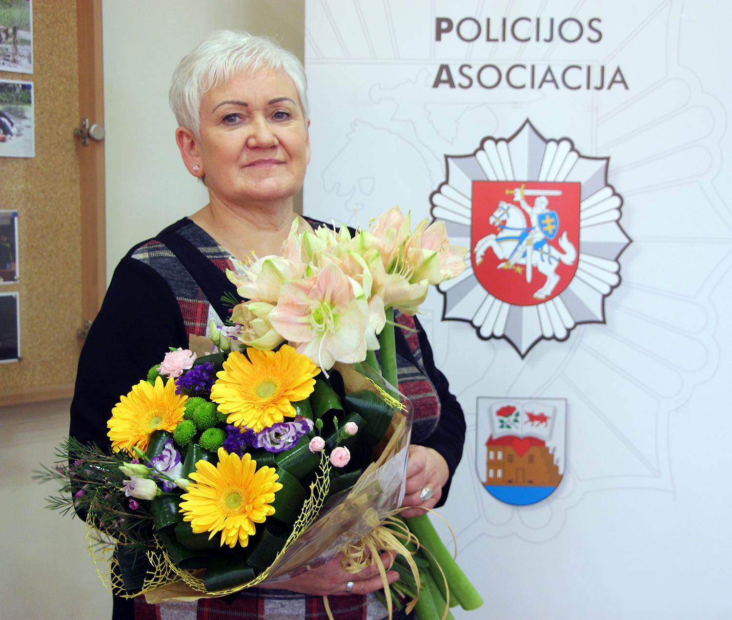 Devyni tūkstančiai dienų arba keturiasdešimt metų / Danė Balamutienė.