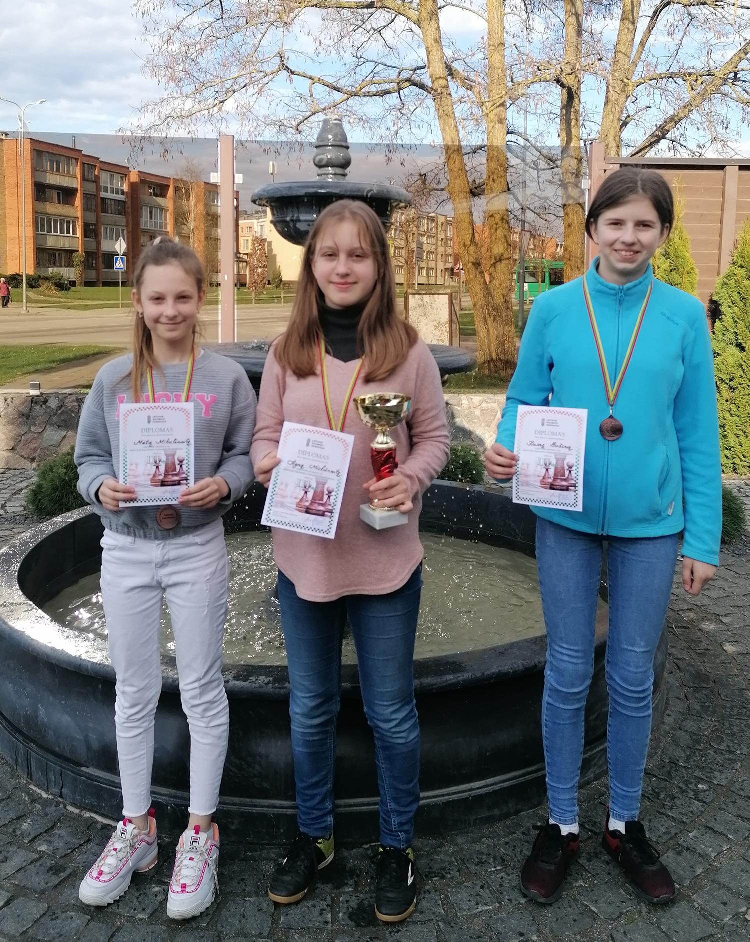 Duris į pasaulį atvėrė karantinas / Iš kairės – Mėta