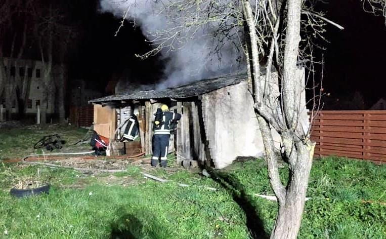 Gaisre išgelbėtas kačiukas / Ukmergės PGT nuotr.