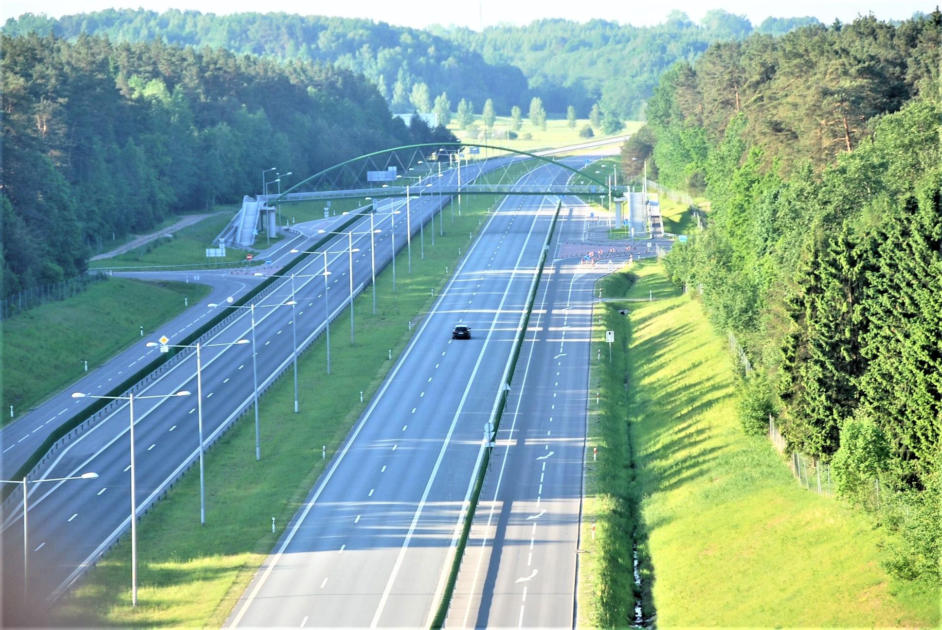 Gegužės 1 d. įsigalios Kelių eismo taisyklių patobulinimai /
