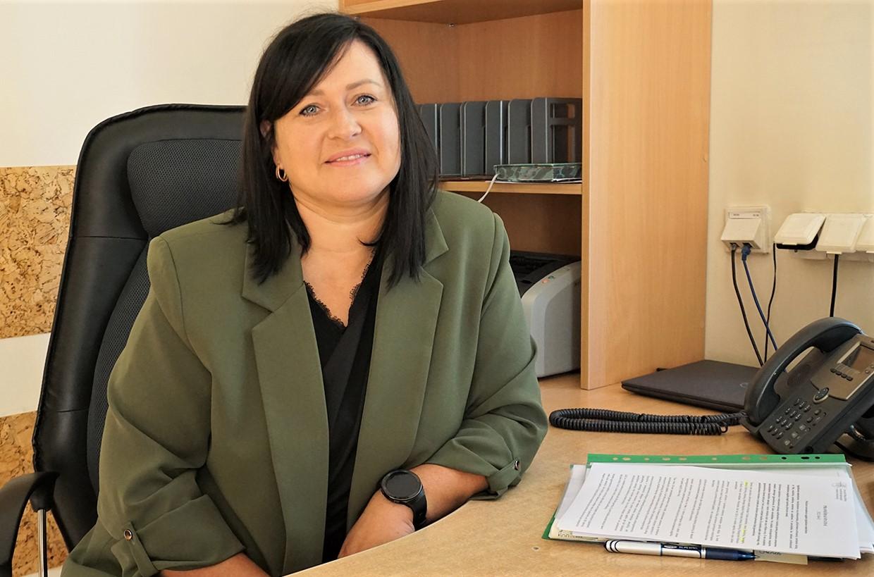 Į darbo rinką sieks įtraukti ir ilgalaikius bedarbius / Socialinės paramos skyriaus gretas papildė nedirbančių asmenų atvejo vadybininkė Orinta Kerbelienė.