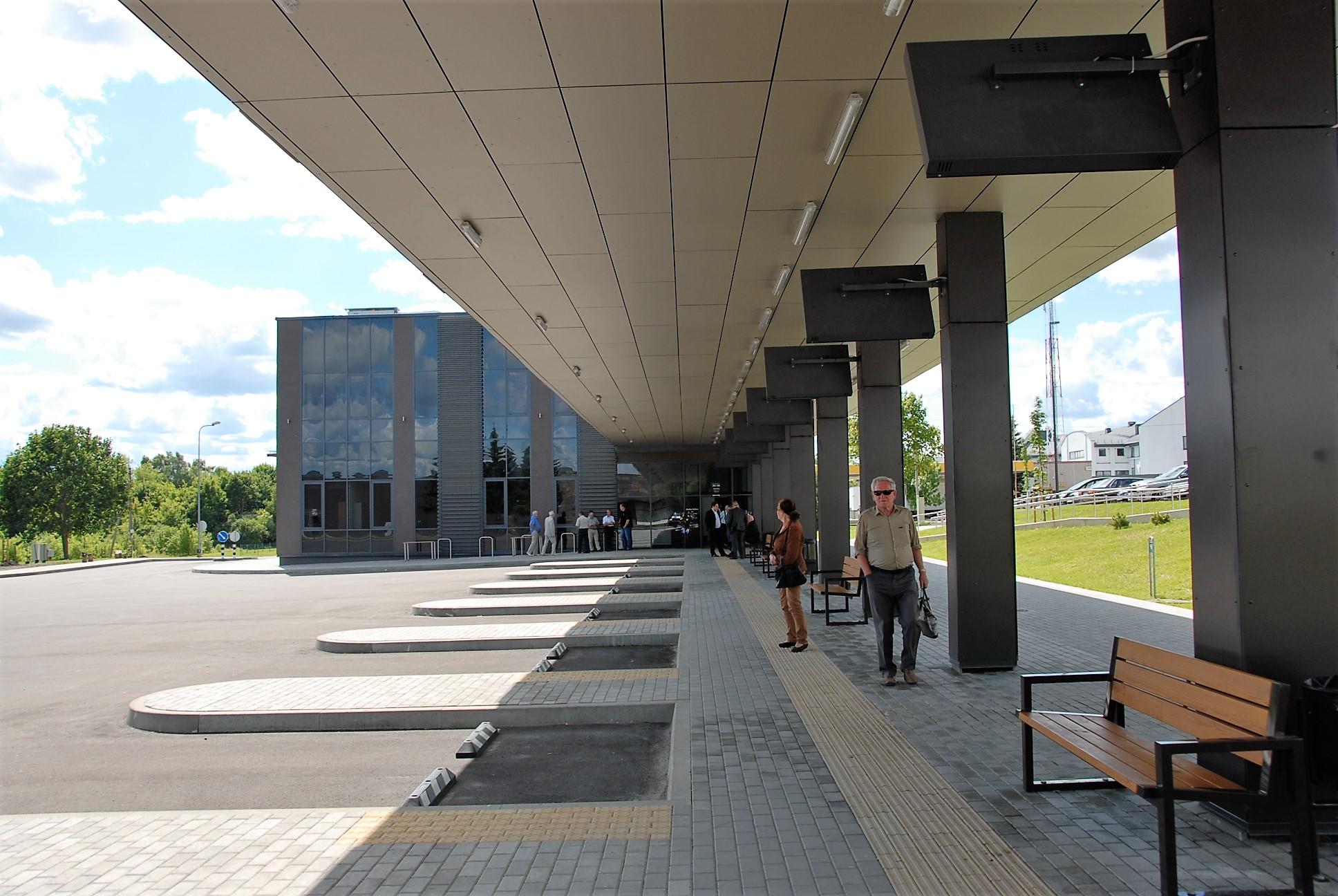 Į Kėdainius – tik su persėdimais /