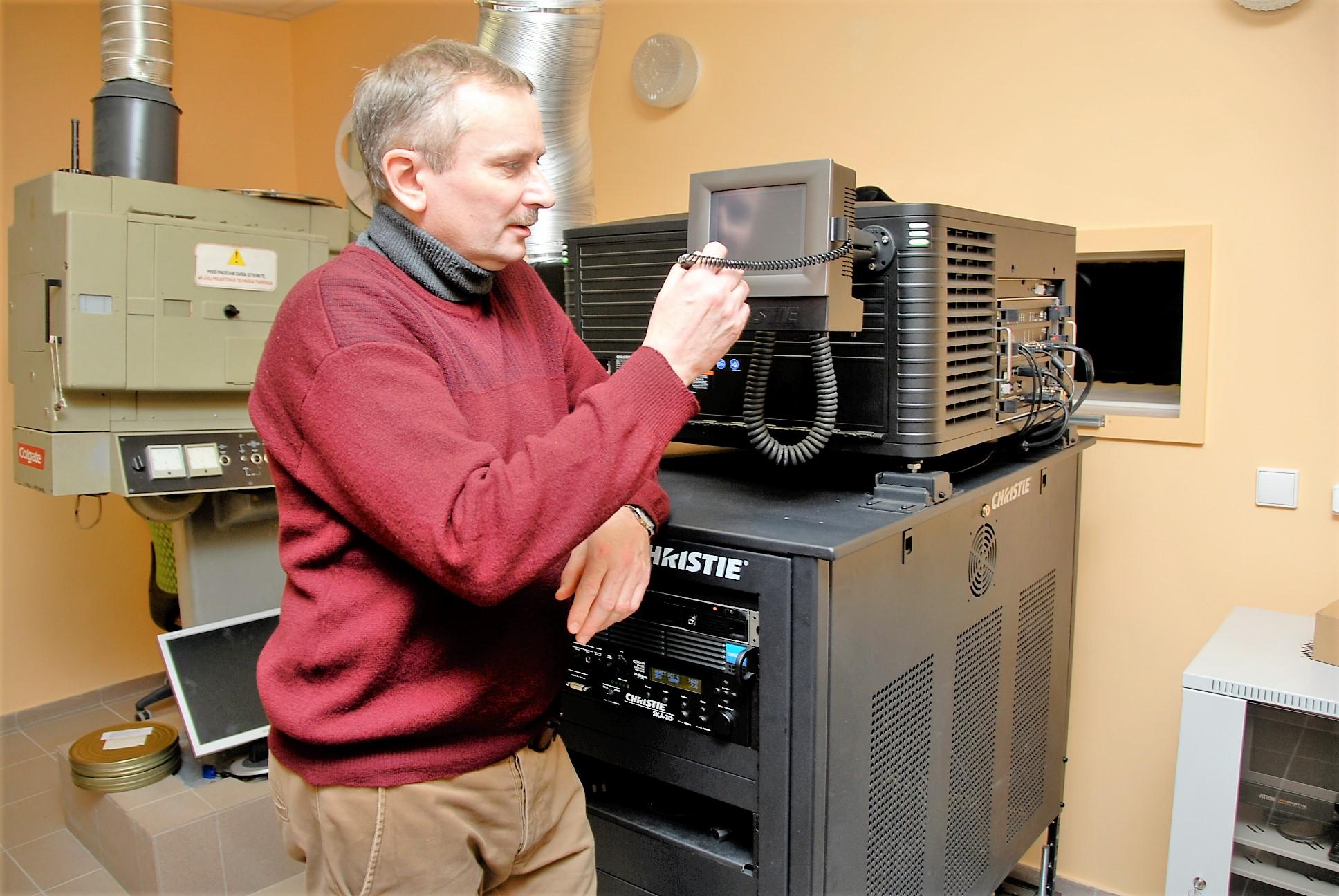 Į kiną – brangesni bilietai /