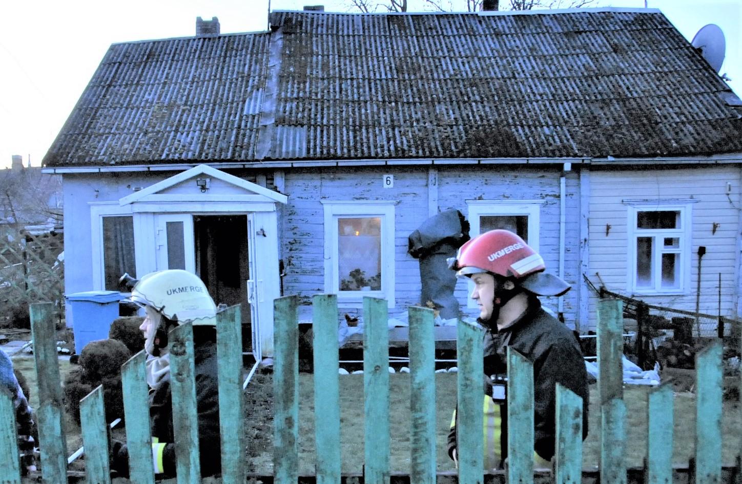 Į pagalbą atskubėjo pačiu laiku / Gedimino Nemunaičio nuotr. Nuo nelaimės išgelbėjo ugniagesiai.