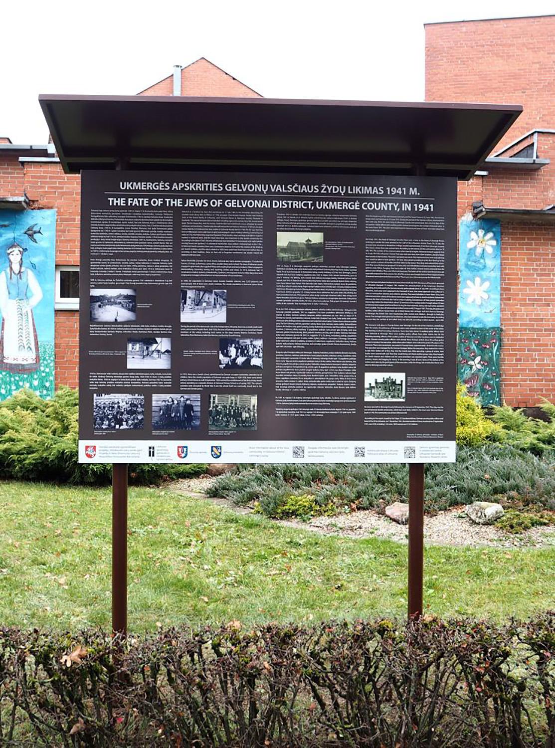 Įprasmino Holokausto aukų atminimą / Gelvonų miestelyje pastatytas informacinis stendas „Ukmergės apskrities Gelvonų valsčiaus žydų likimas 1941 m.“.