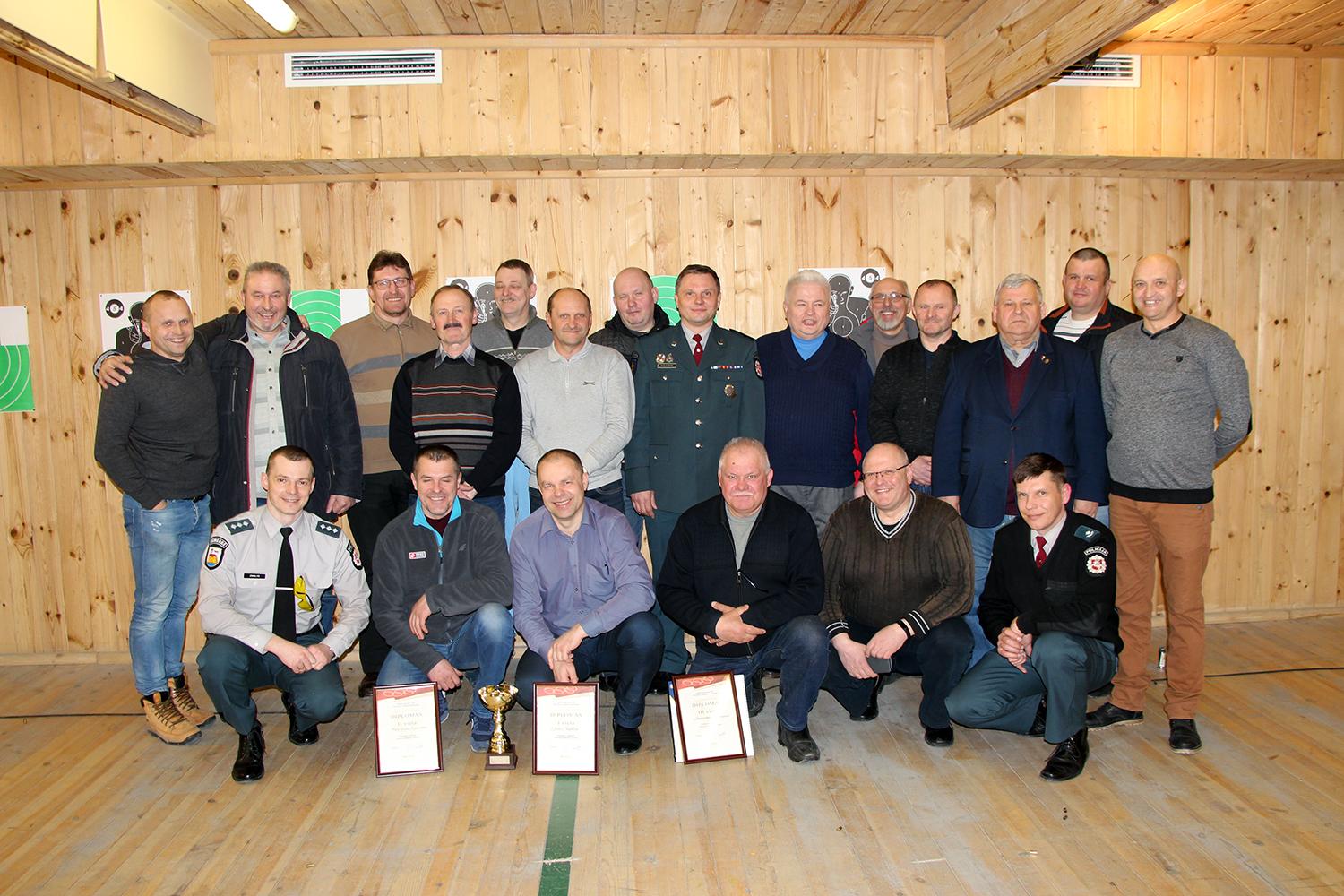 Išrinktas taikliausias šaulys / Varžybose dalyvavo 16 dalyvių.