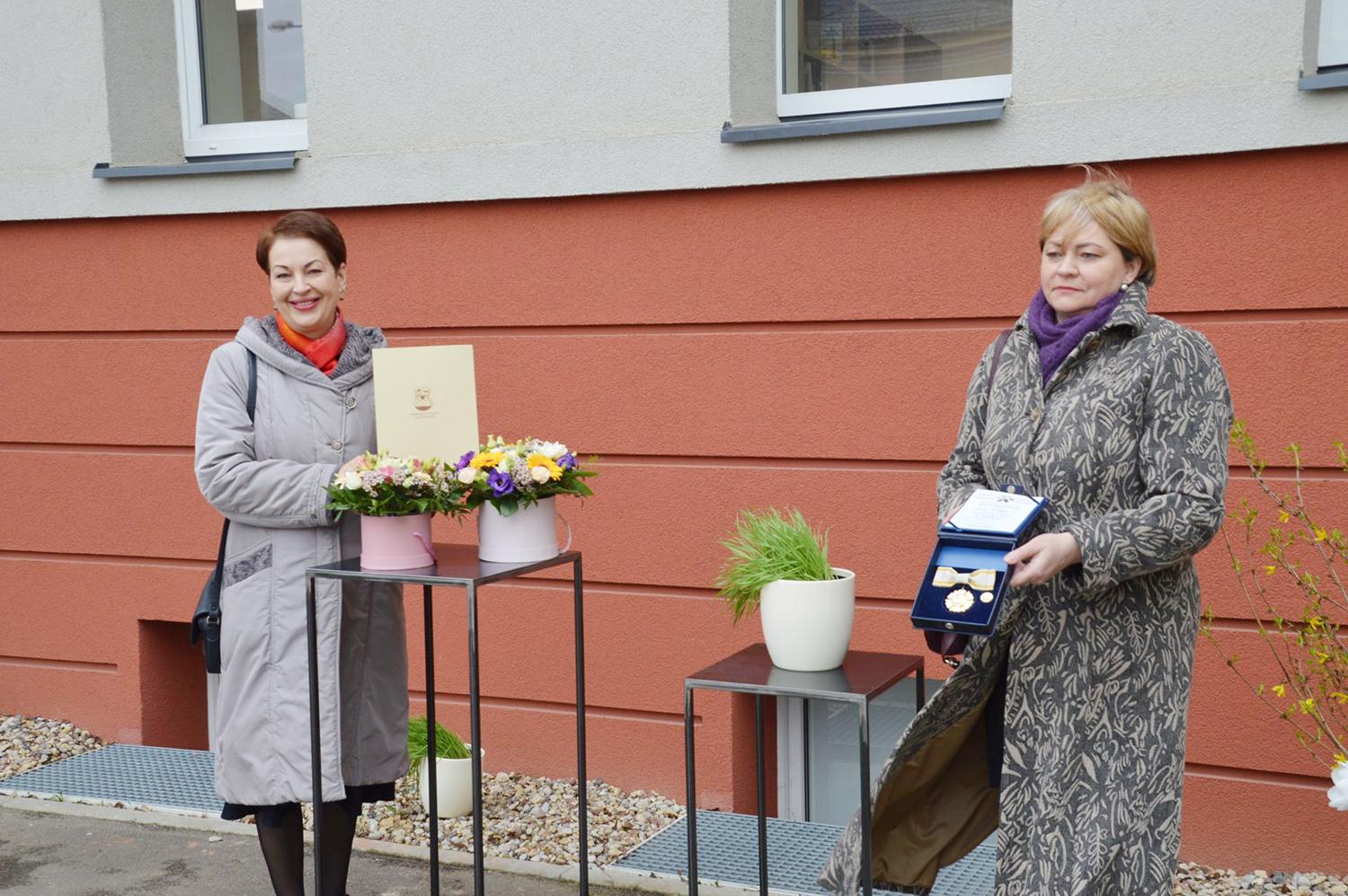 Įteiktos kultūros nominacijos / Ukmergės kultūros centro moterų vokalinio ansamblio „Cantilena“ narės.Arvydo Pėšinos nuotr.