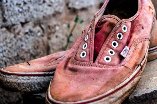 Ką daryti kad nesmirdėtų batai? /