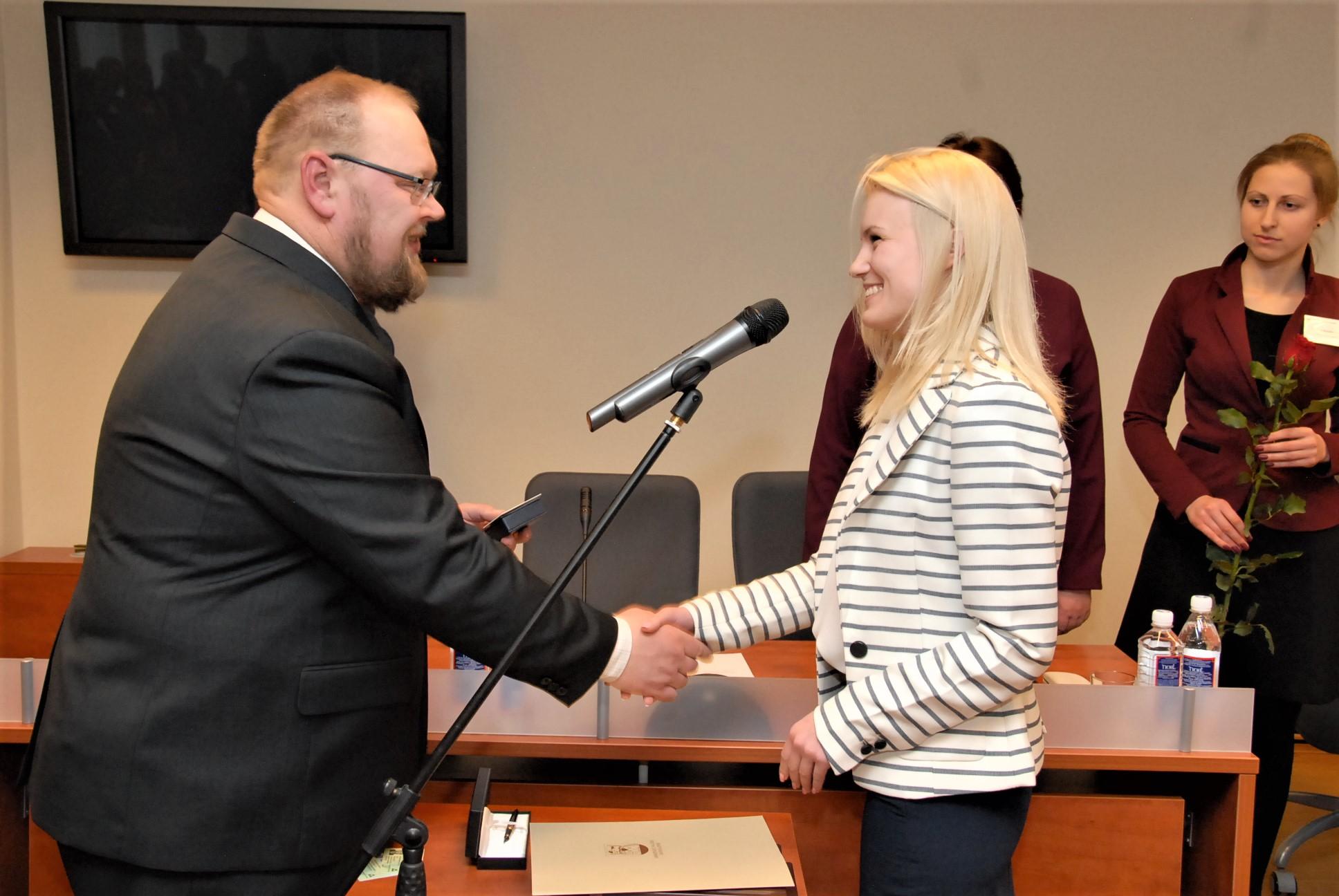 Kadenciją baigs be vieno nario /