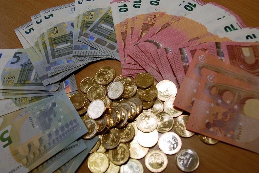 Kaip atgauti skolą nepakenkiant asmeniniams santykiams? /