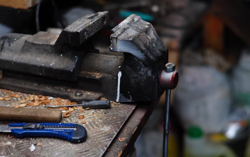 Kaip pasirinkti tinkamiausią spaustuvą metalui? /