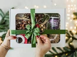 Kalėdinių dovanų metas: raginama nepamesti galvos /