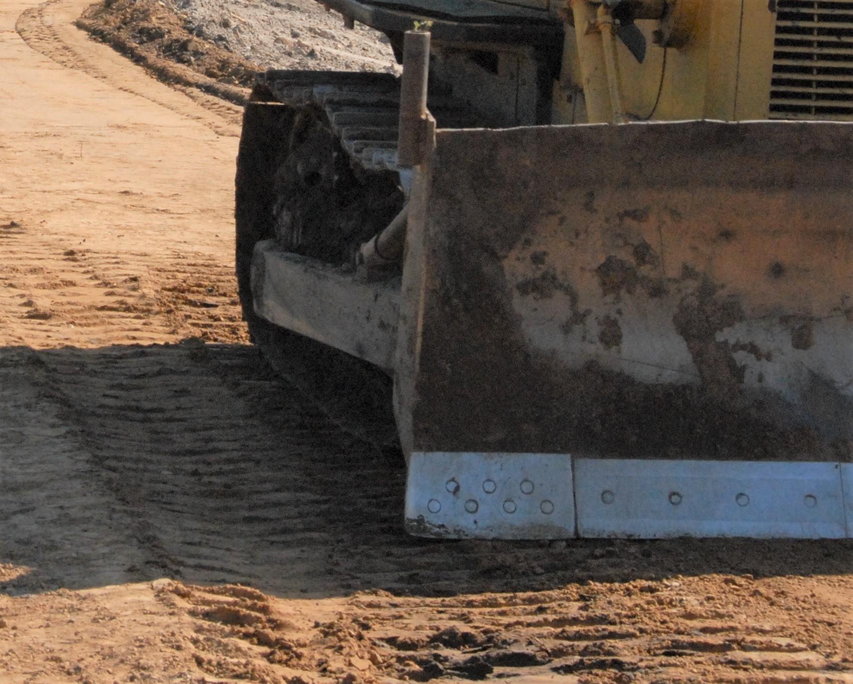 Kol kas vykdomi tik greideriavimo darbai /