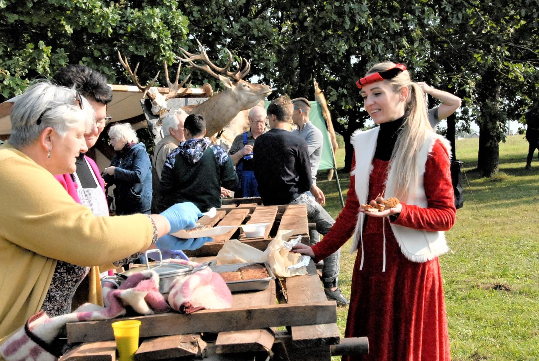 Laikinai apriboti renginiai ir susibūrimai viešose vietose /