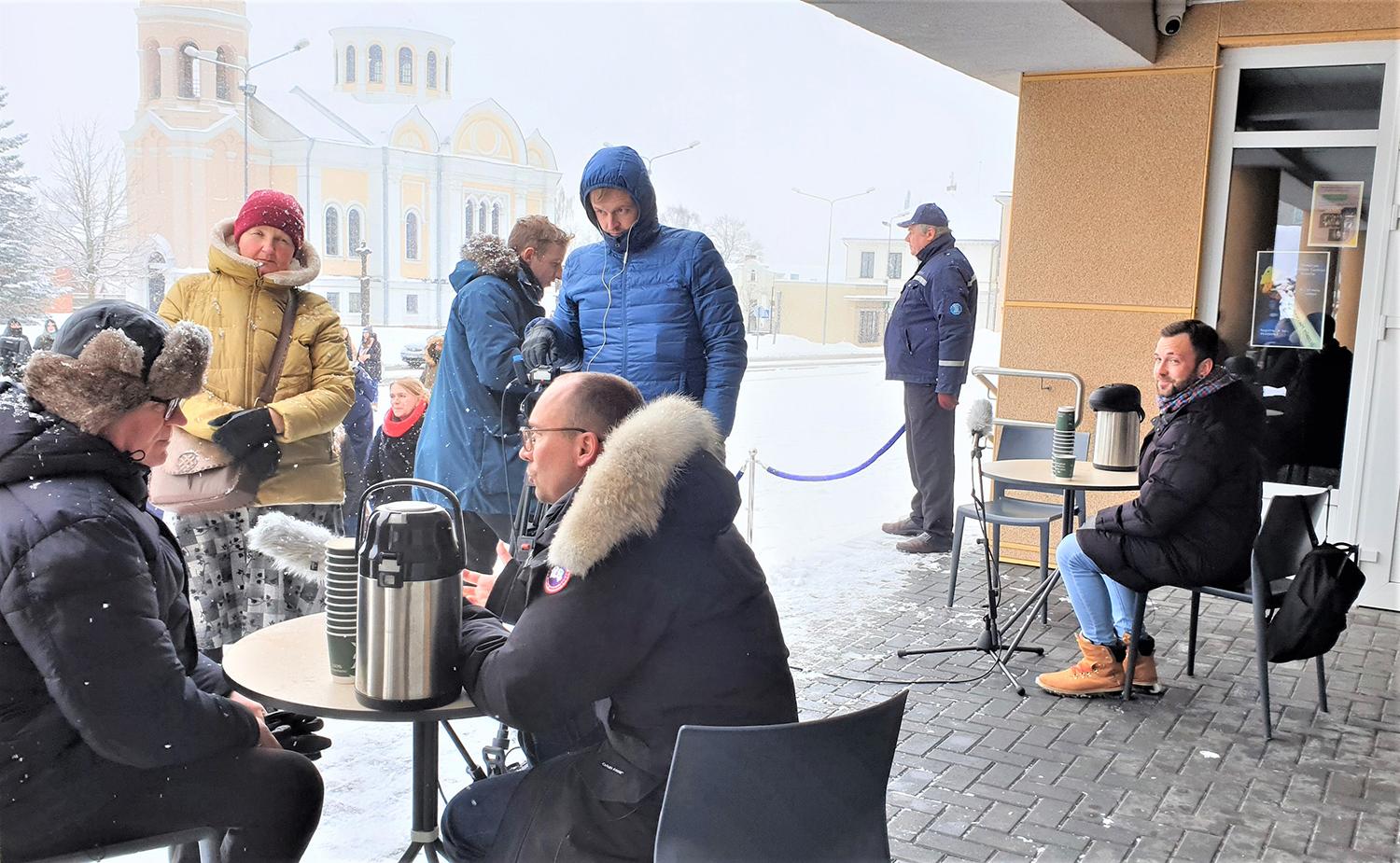 Laisvės TV filmavimas praėjo be incidentų / Renginys sulaukė ukmergiškių dėmesio.  Skaistės Vasiliauskaitės-Dančenkovienės nuotr.