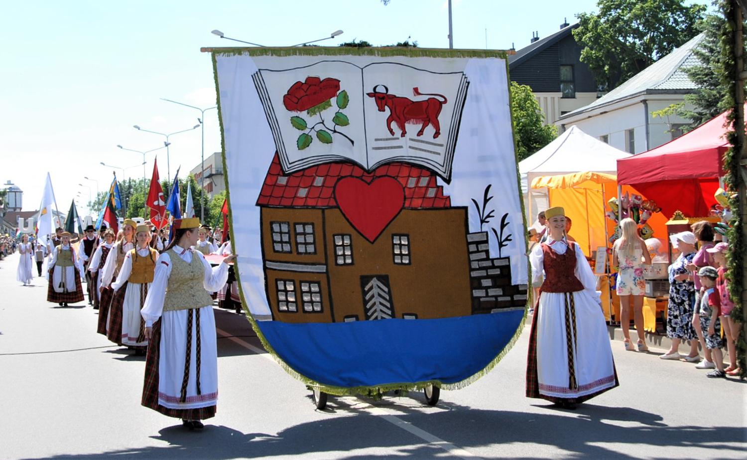 Miesto šventei šiemet ruošti du scenarijai / Svarbiausiu Miesto šventės akcentu ir šiemet išliks eitynės Kauno gatve. Gedimino Nemunaičio nuotr.