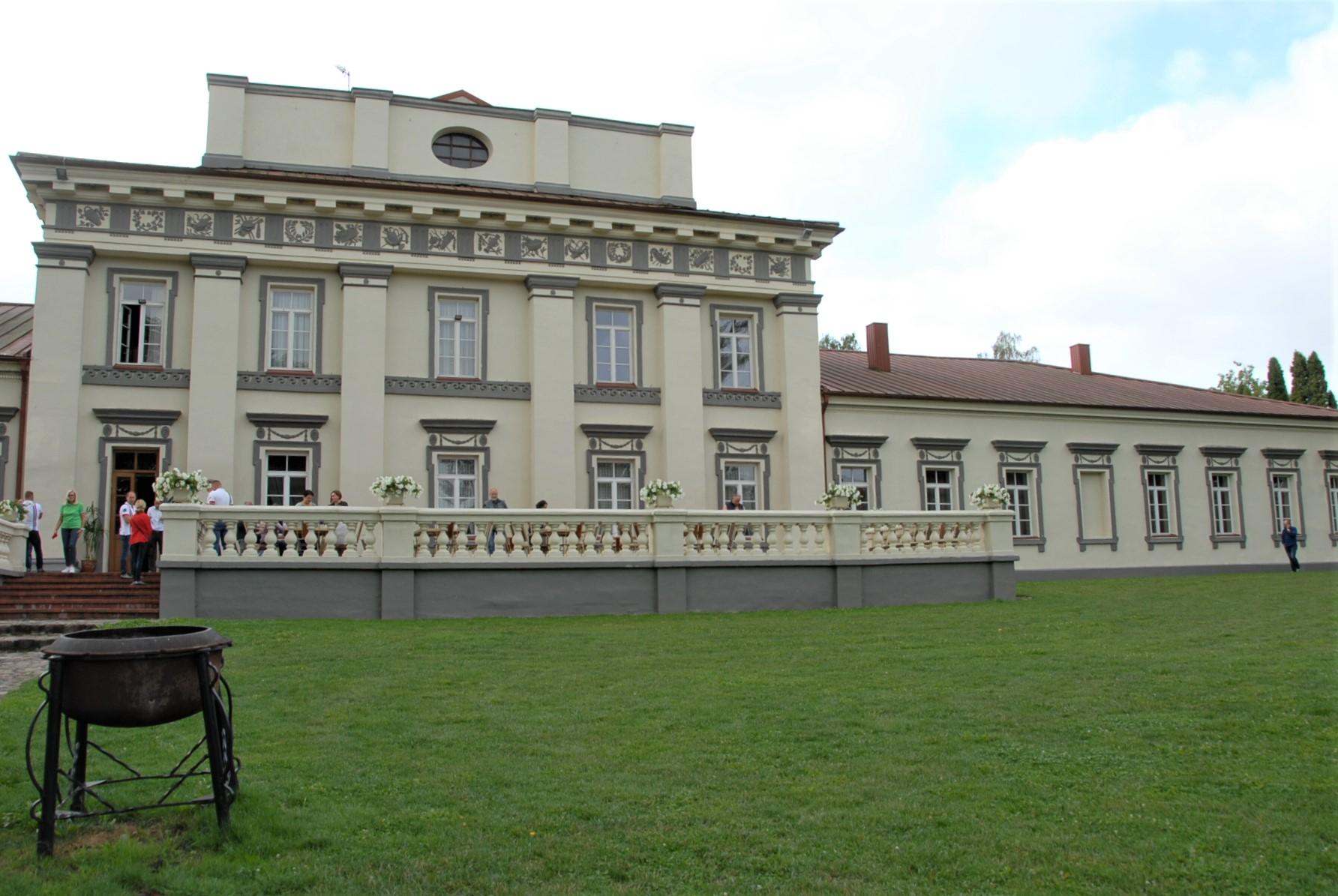 Mokytojų dienos proga koncertuos K. Smoriginas /