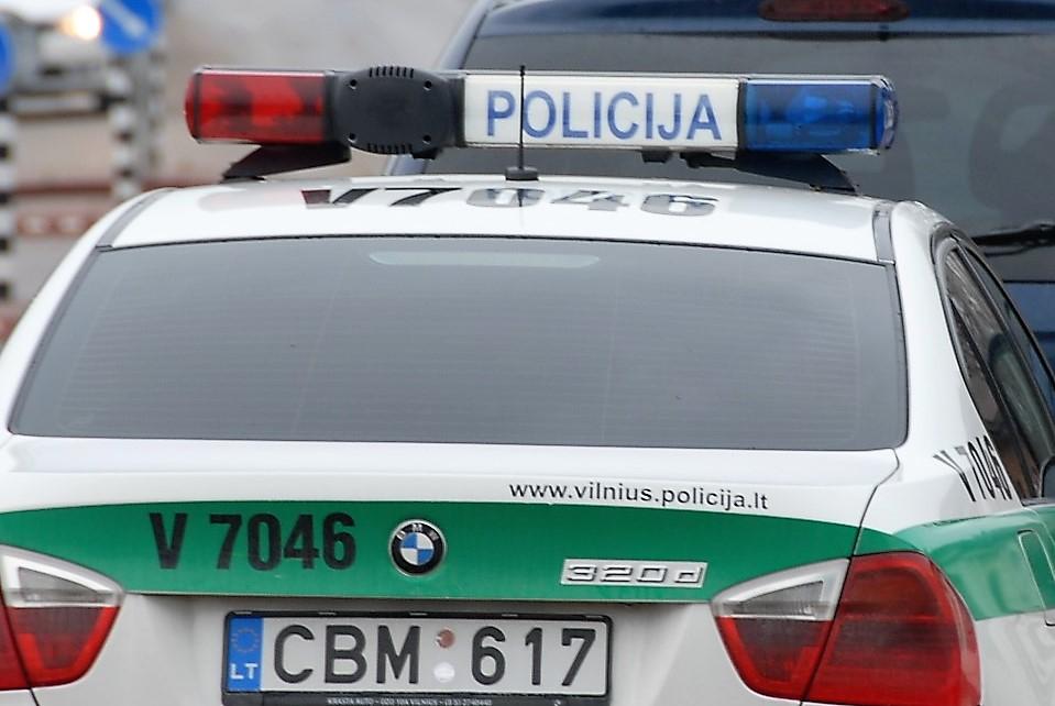 Neblaivus vairuotojas įvažiavo į griovį /