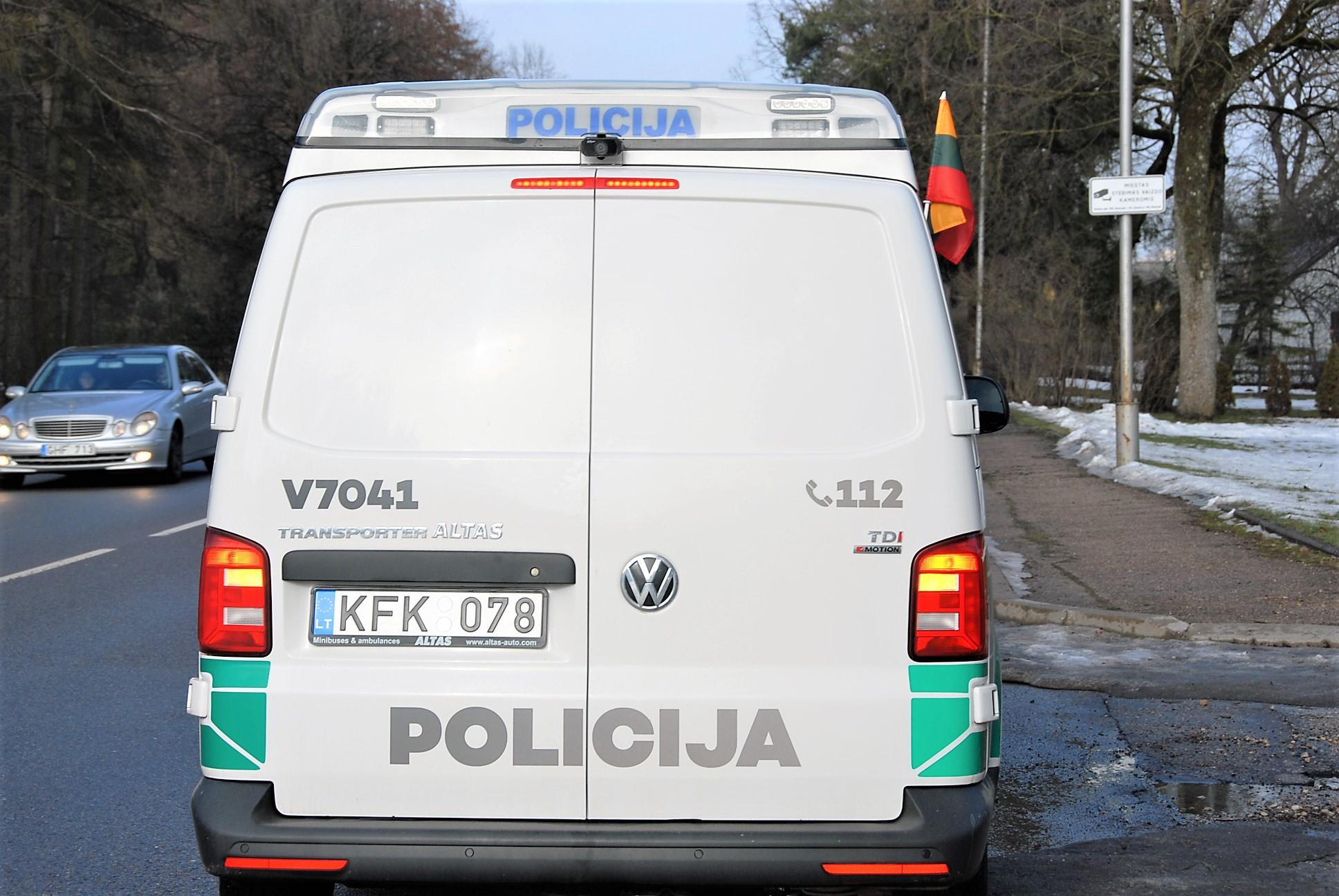 Neįtiko vairavimas – puolė smaugti /