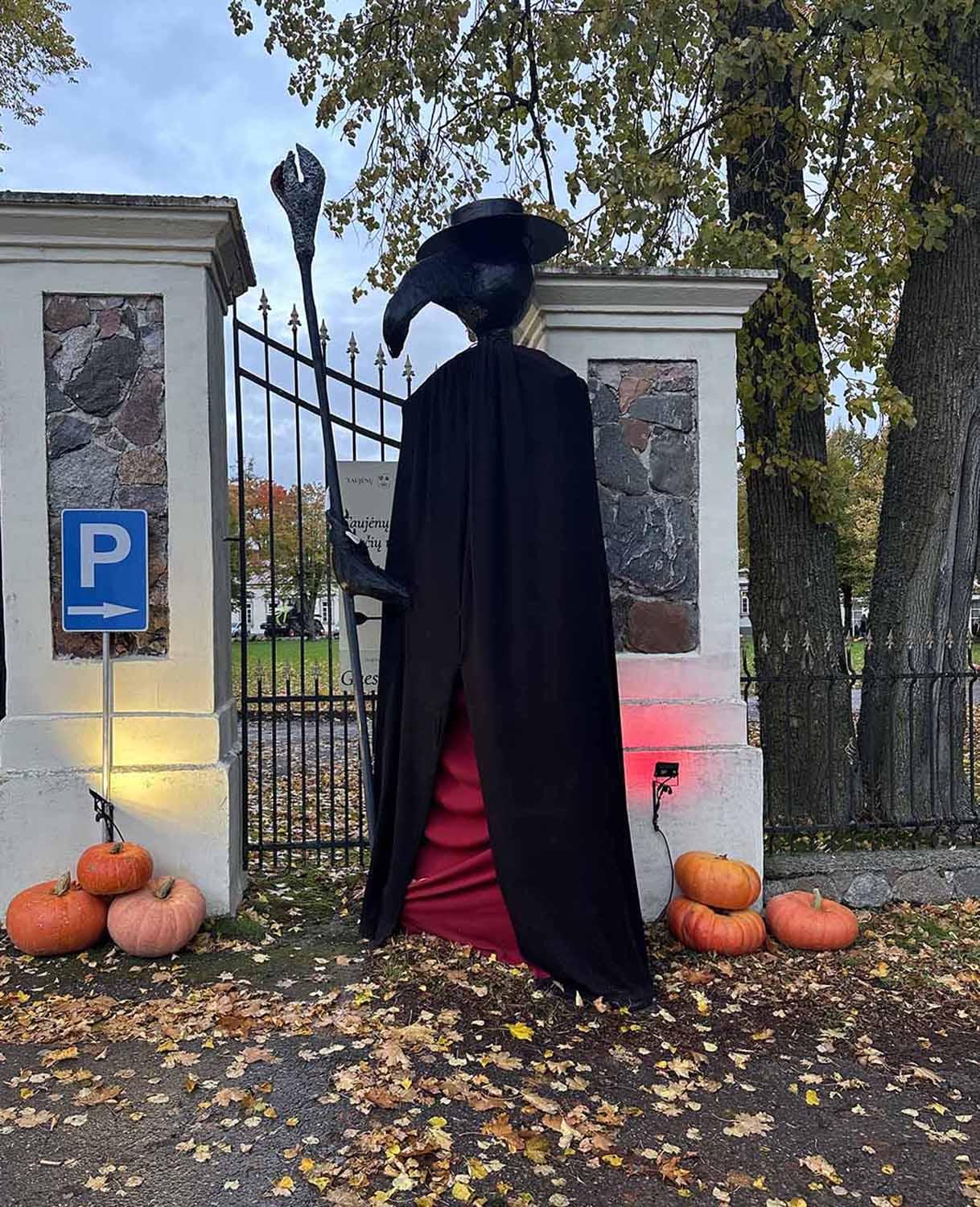 Norint patekti į pramogas