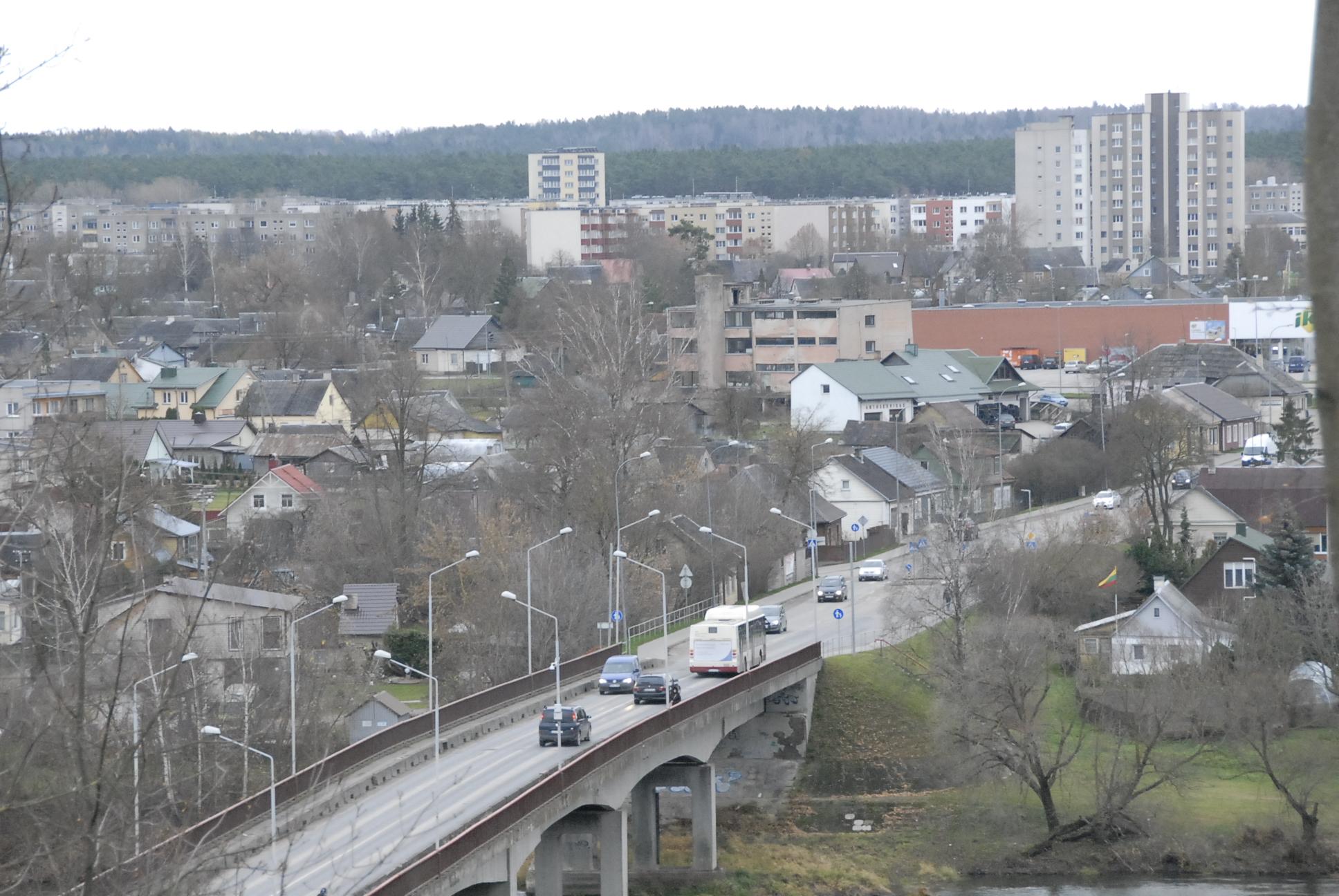 Nuo birželio 15 d. tiltas automobiliams bus uždarytas /