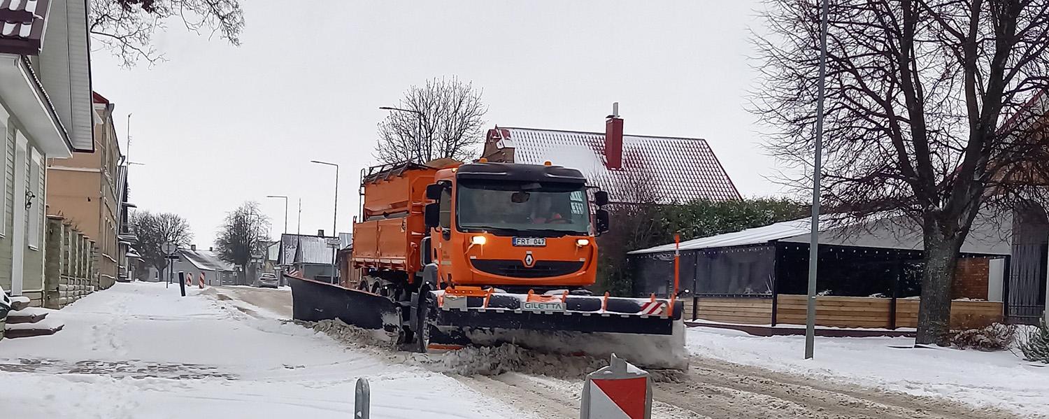Nuvalyti sniegą spėja ne visada /